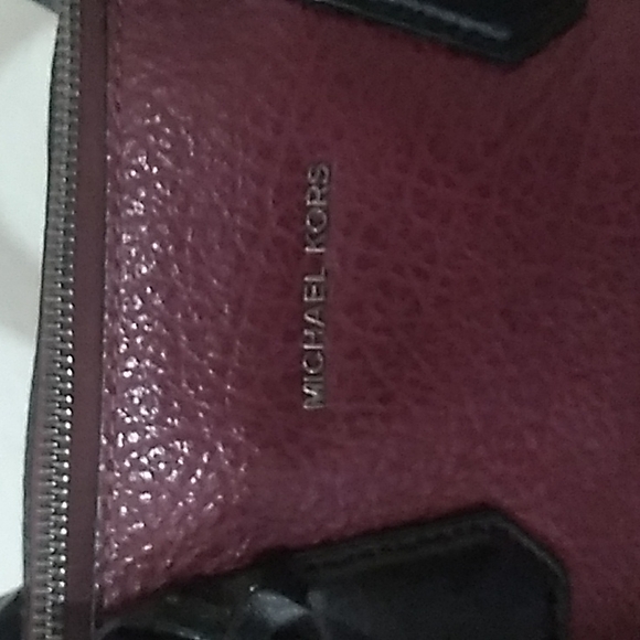 Michael Kors bag - Picture 2 of 14